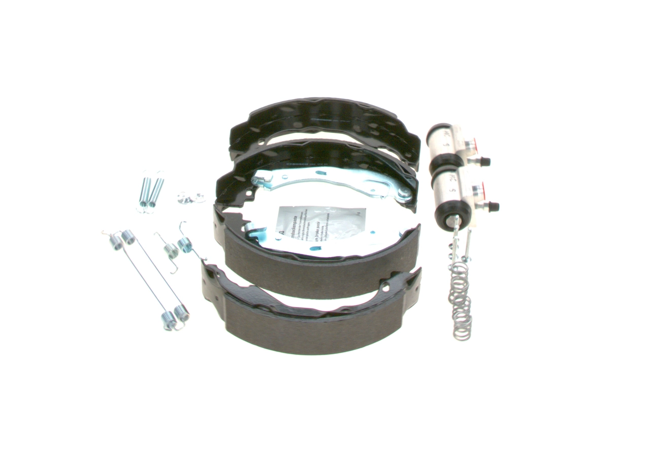 BOSCH 0 204 113 752 Brake Shoe Set