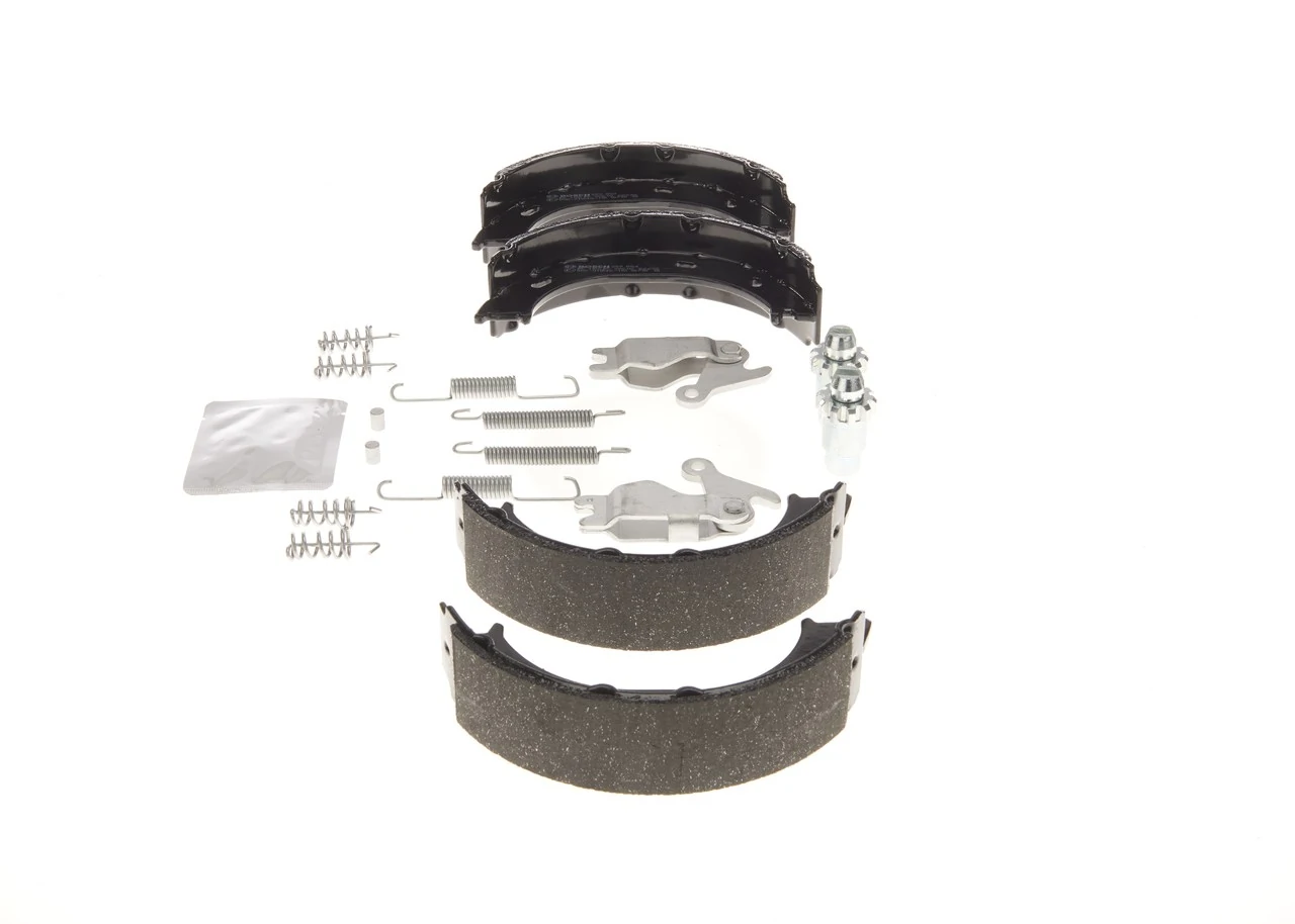 BOSCH 0 204 113 807 Brake Shoe Set, parking brake