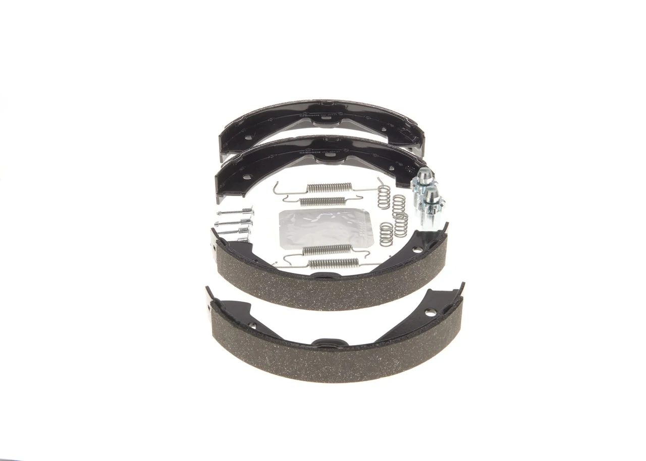 BOSCH 0 204 113 830 Brake Shoe Set, parking brake