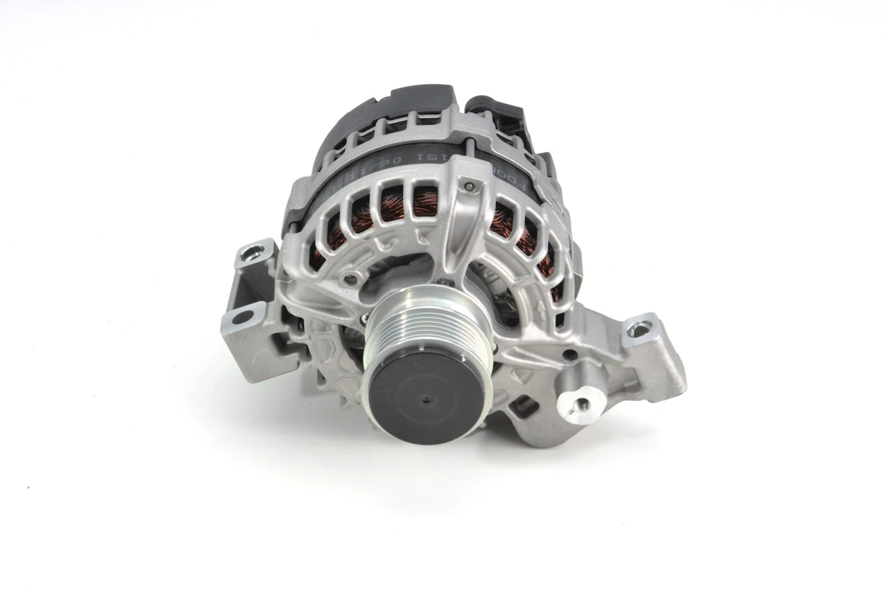 BOSCH 0 125 711 105 Alternator