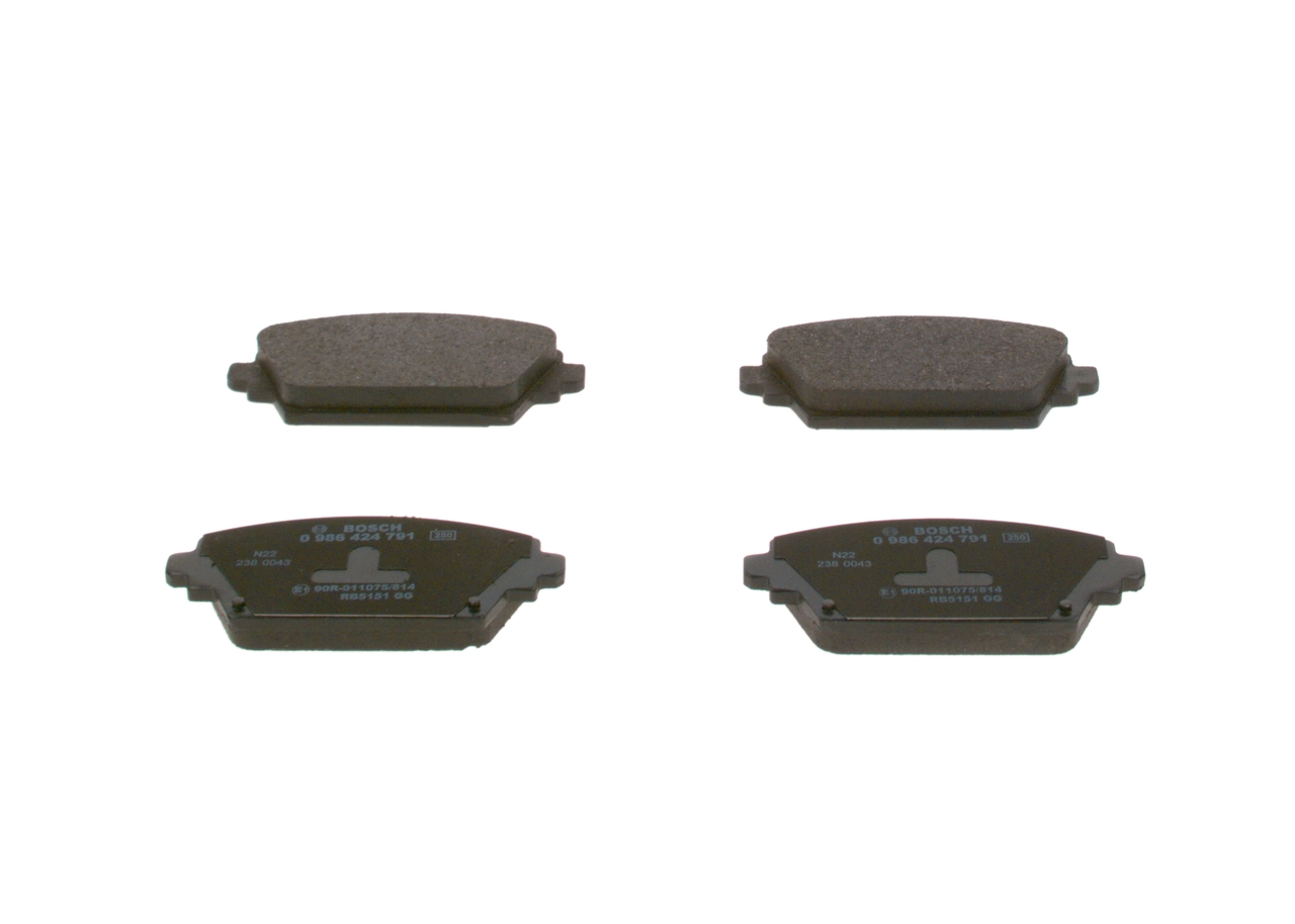 BOSCH 0 986 424 791 Brake Pad Set, disc brake