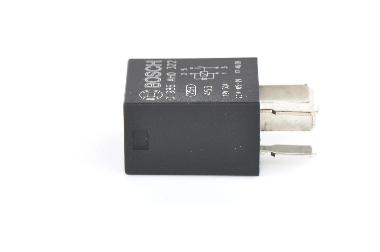Relay, main current 0 986 AH0 322