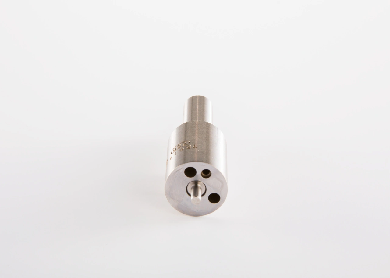 BOSCH 0 433 271 616 Injector Nozzle