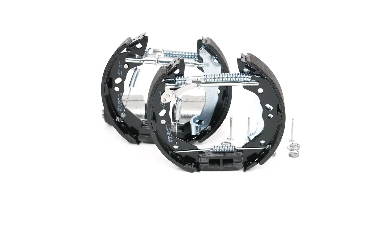 BOSCH 0 204 114 673 Brake Shoe Set