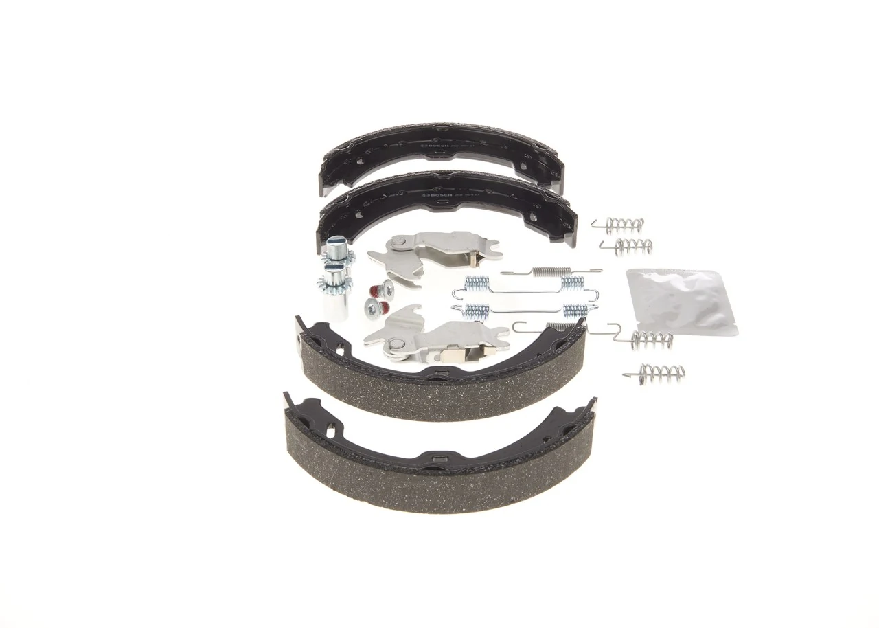 BOSCH 0 204 113 817 Brake Shoe Set, parking brake