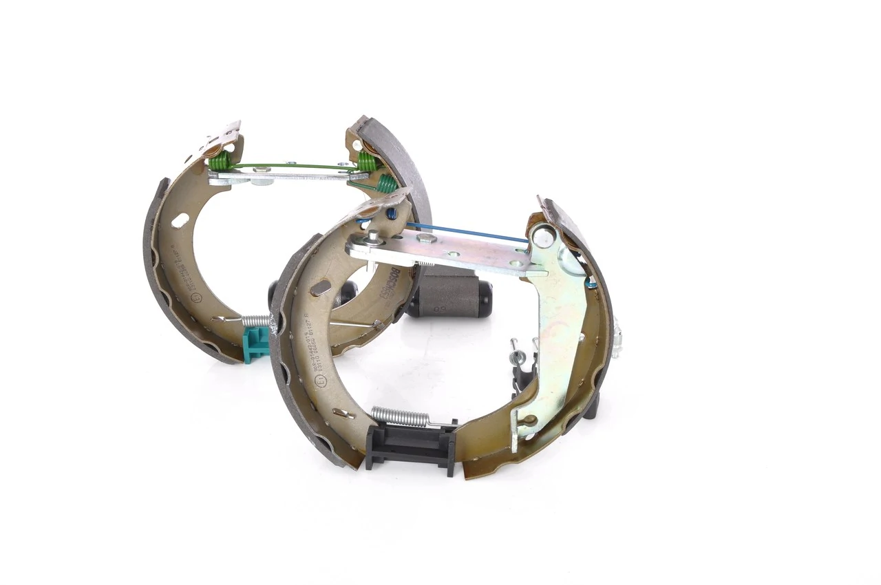 BOSCH 0 204 114 598 Brake Shoe Set
