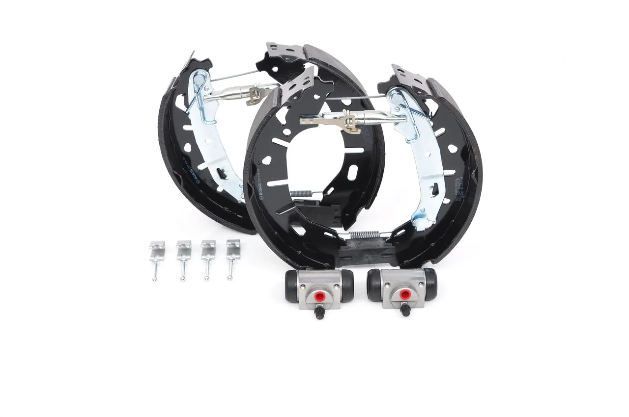 BOSCH 0 204 114 687 Brake Shoe Set