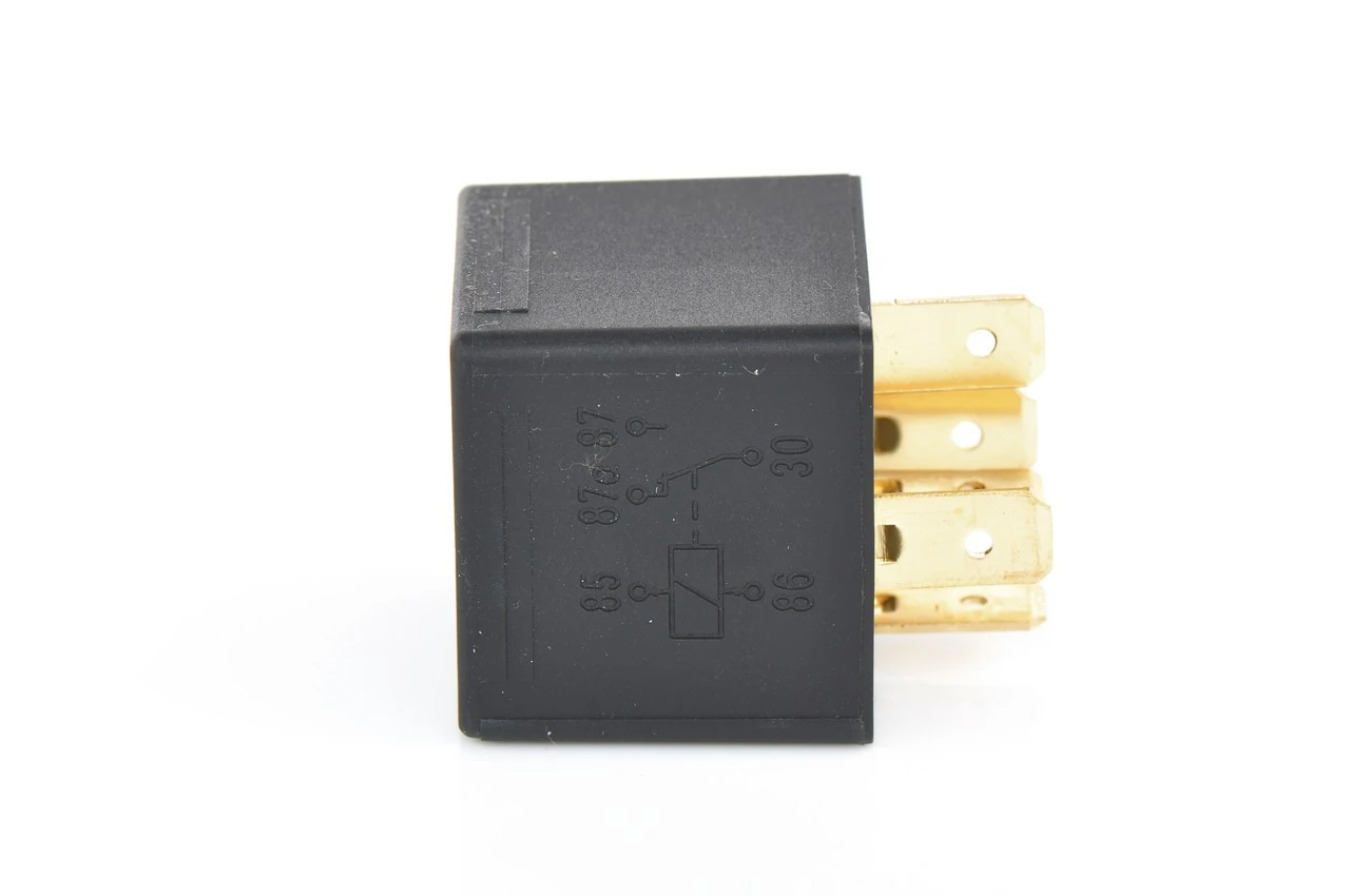 Relay, main current 0 986 AH0 811