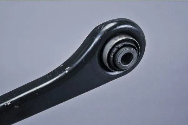 Lenker, Radaufhängung 110086110