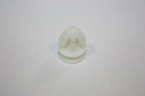 Clip, trim/protection strip 100033810