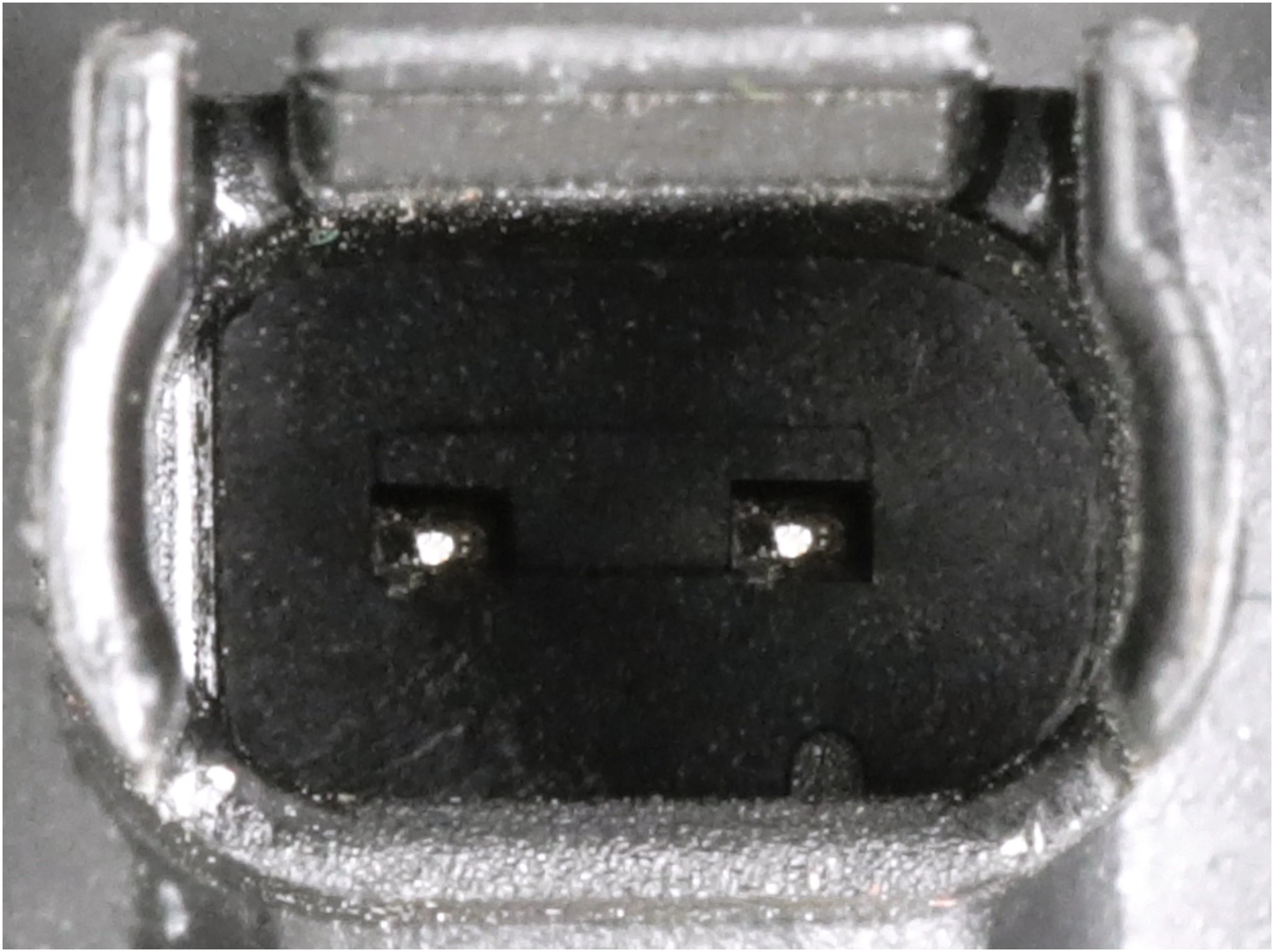 Hose, crankcase ventilation EMH685