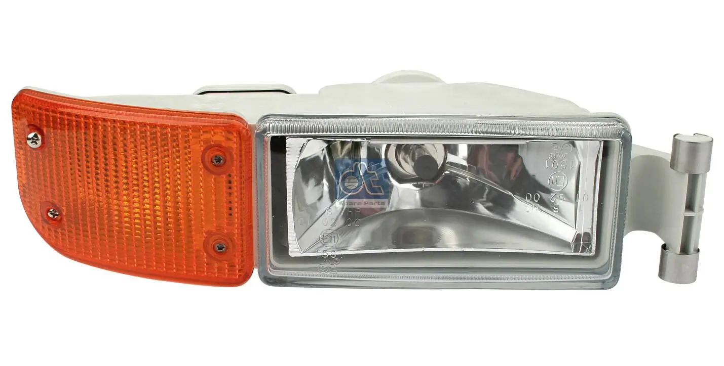 DT Spare Parts 3.31046 Front Fog Light