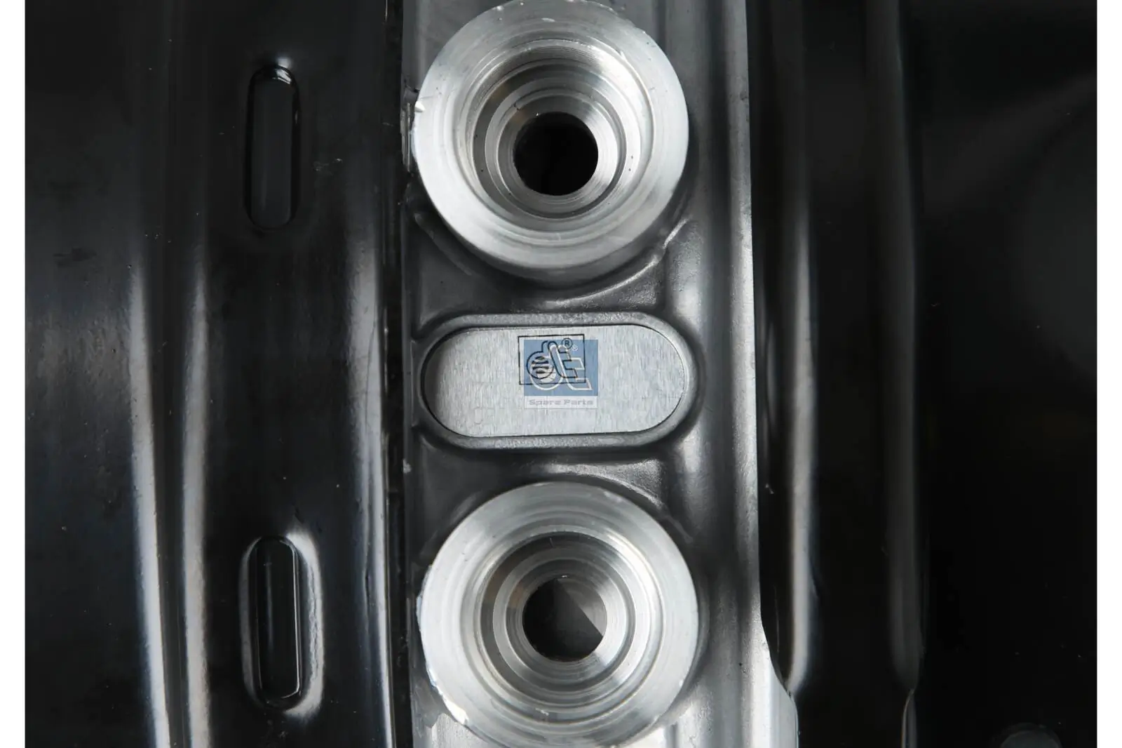 Spring-loaded Cylinder 4.65597