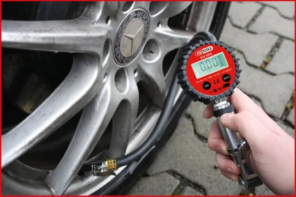 KS TOOLS 515.1970 Compressed-air Tyre Pressure Gauge/Inflator