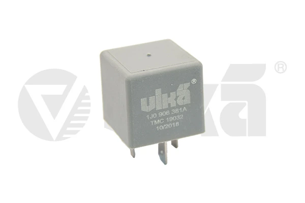 Relay, fuel pump 99060472401