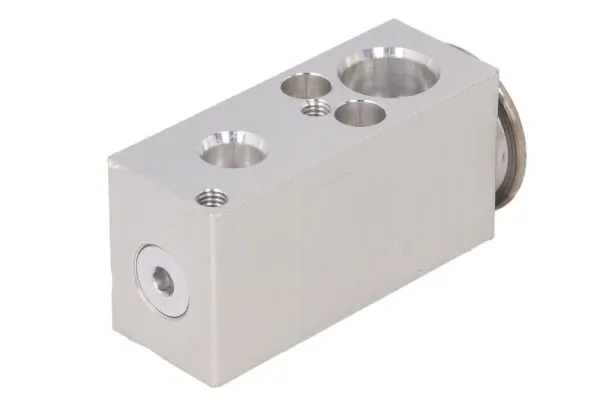 Expansion Valve, air conditioning KTT140061