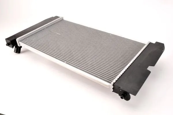 Radiator, engine cooling D72031TT