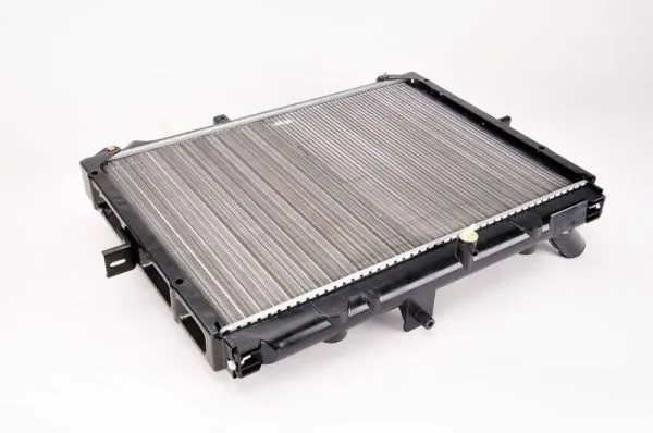 Radiator, engine cooling D70309TT