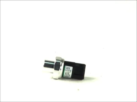 Pressure Switch, air conditioning KTT130003