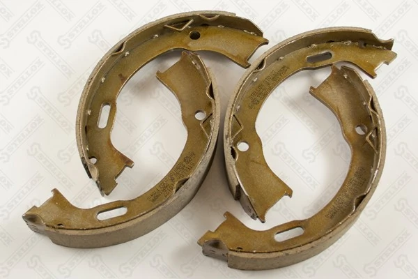 Brake Shoe Set 000 690-SX