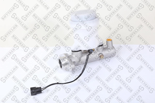 Brake Master Cylinder 05-85608-SX