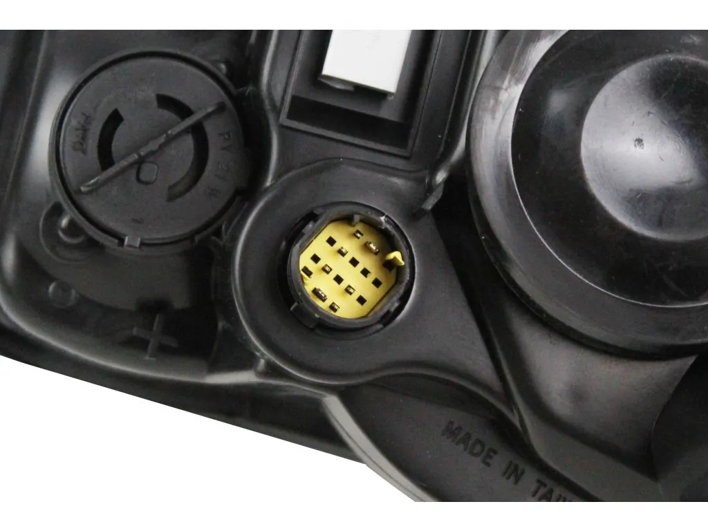 Headlight 667-1115R-LDEM2