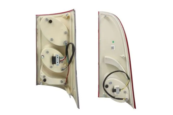 TRUCKLIGHT TL-IR002L Tail Light