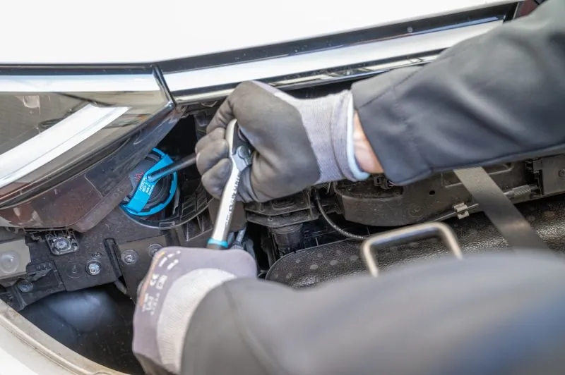 Release Tool, radiator cap 4803-2