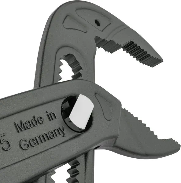 Pipe Wrench/Water Pump Pliers 760-15