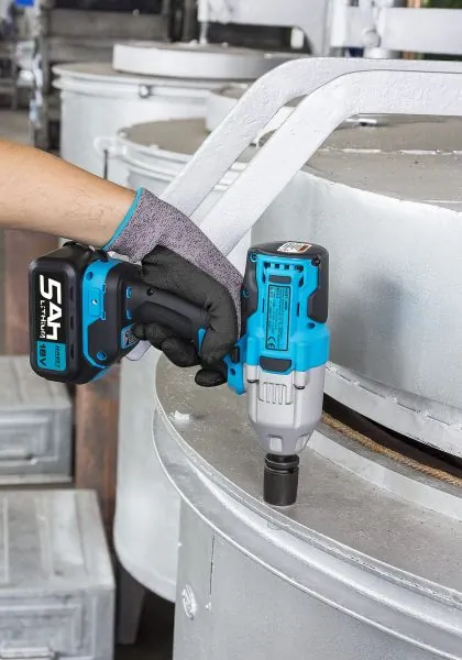HAZET 9212-3LB/3 Impact Wrench (rechargeable battery)