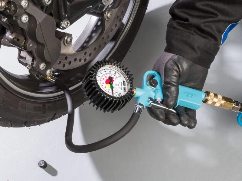 Compressed-air Tyre Pressure Gauge/Inflator 9041-1