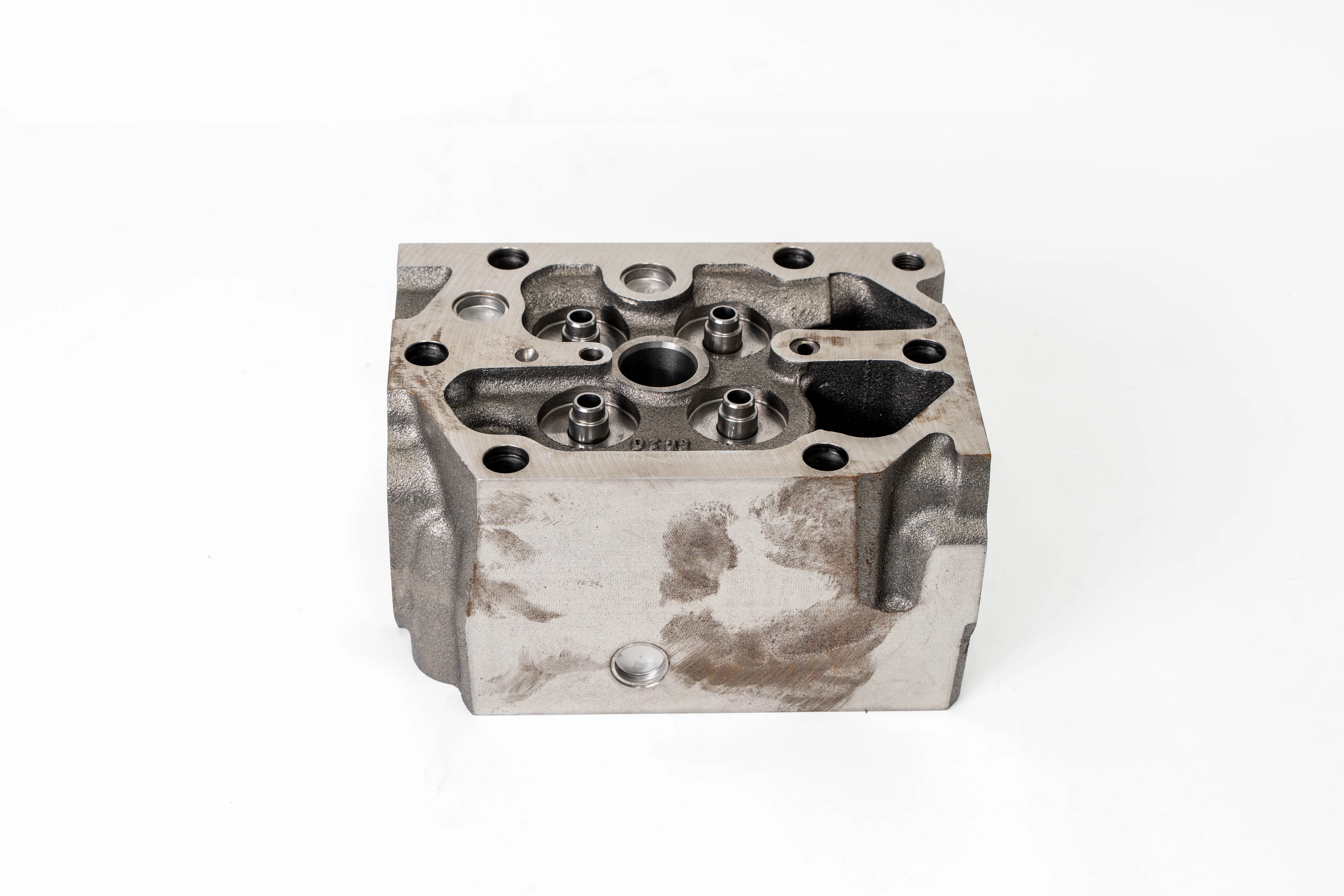 Cylinder Head 100820
