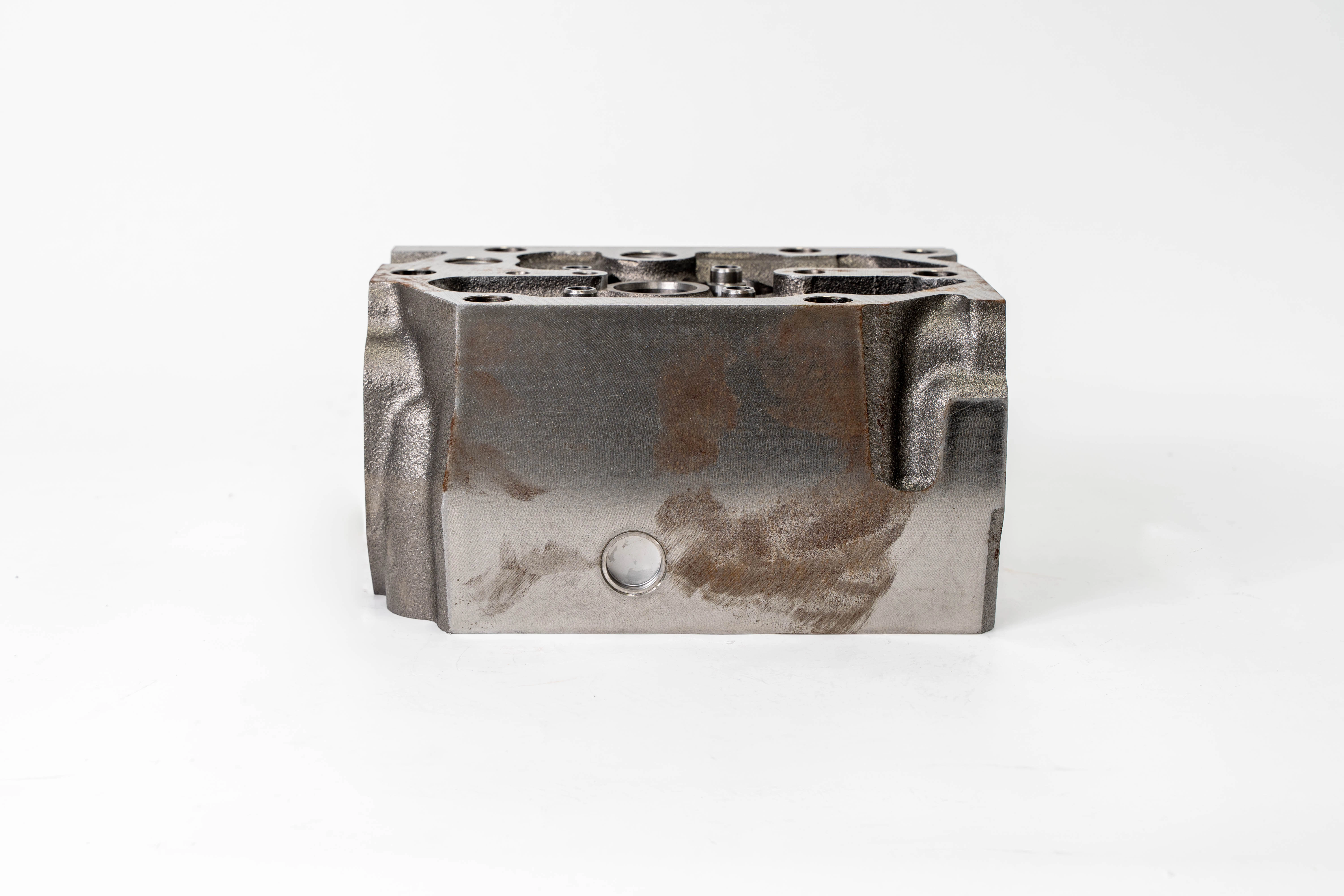 Cylinder Head 100820