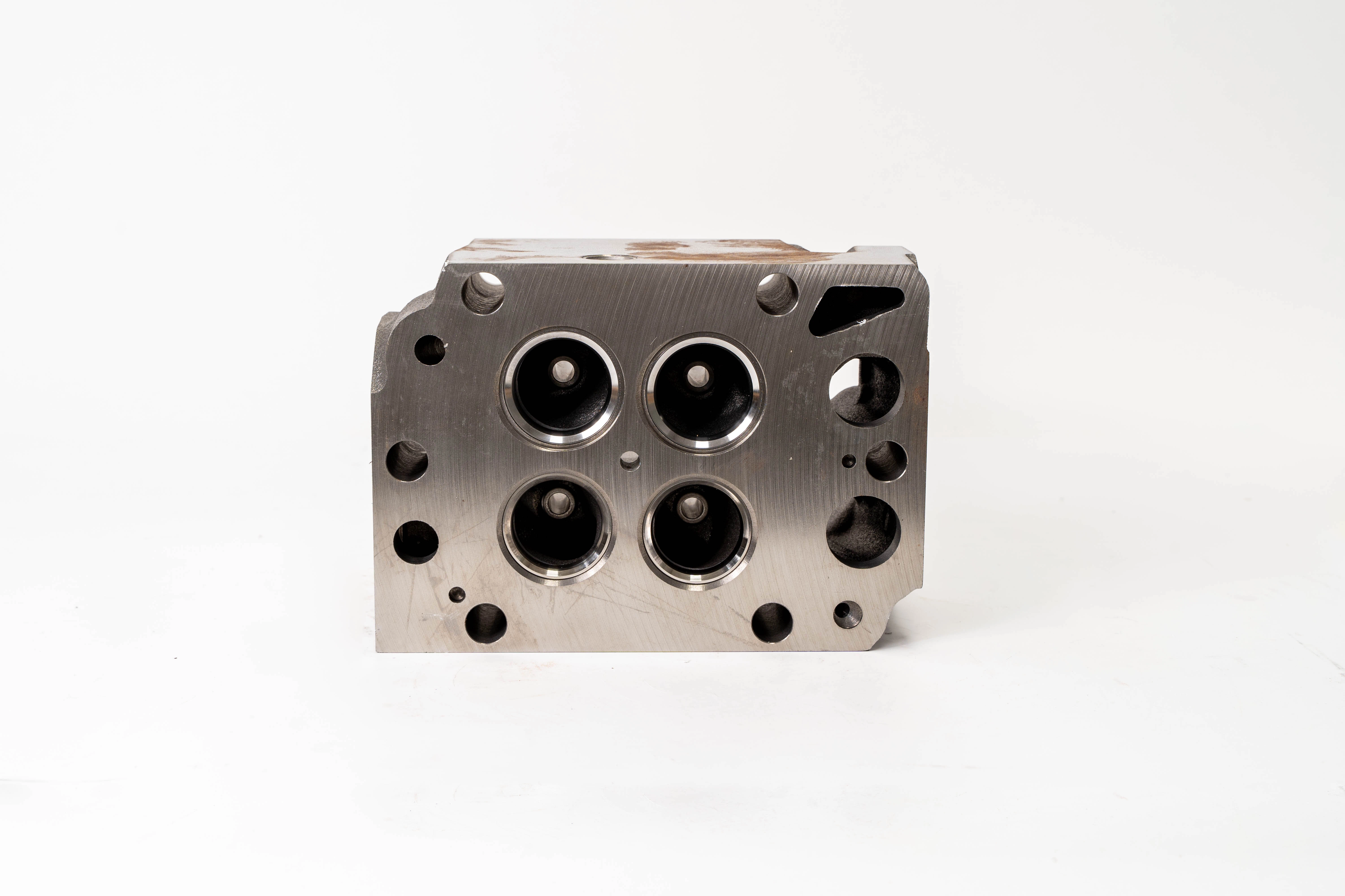 Cylinder Head 100820