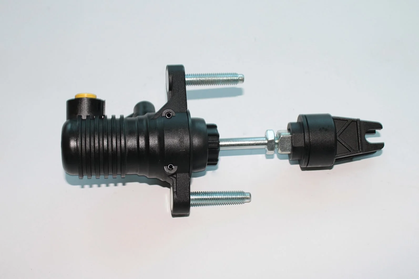 Master Cylinder, clutch ESSENTIAL LINE C 83 031