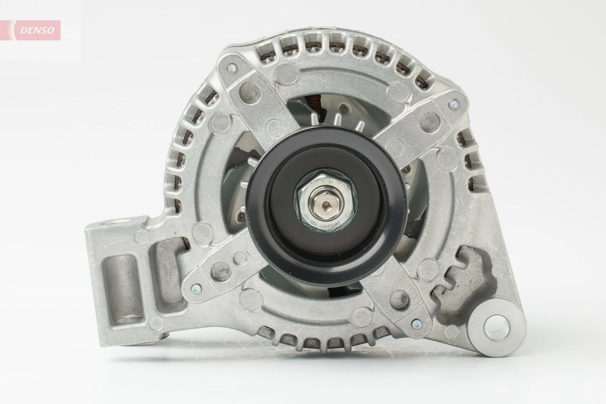 DENSO DAN1068 Alternator