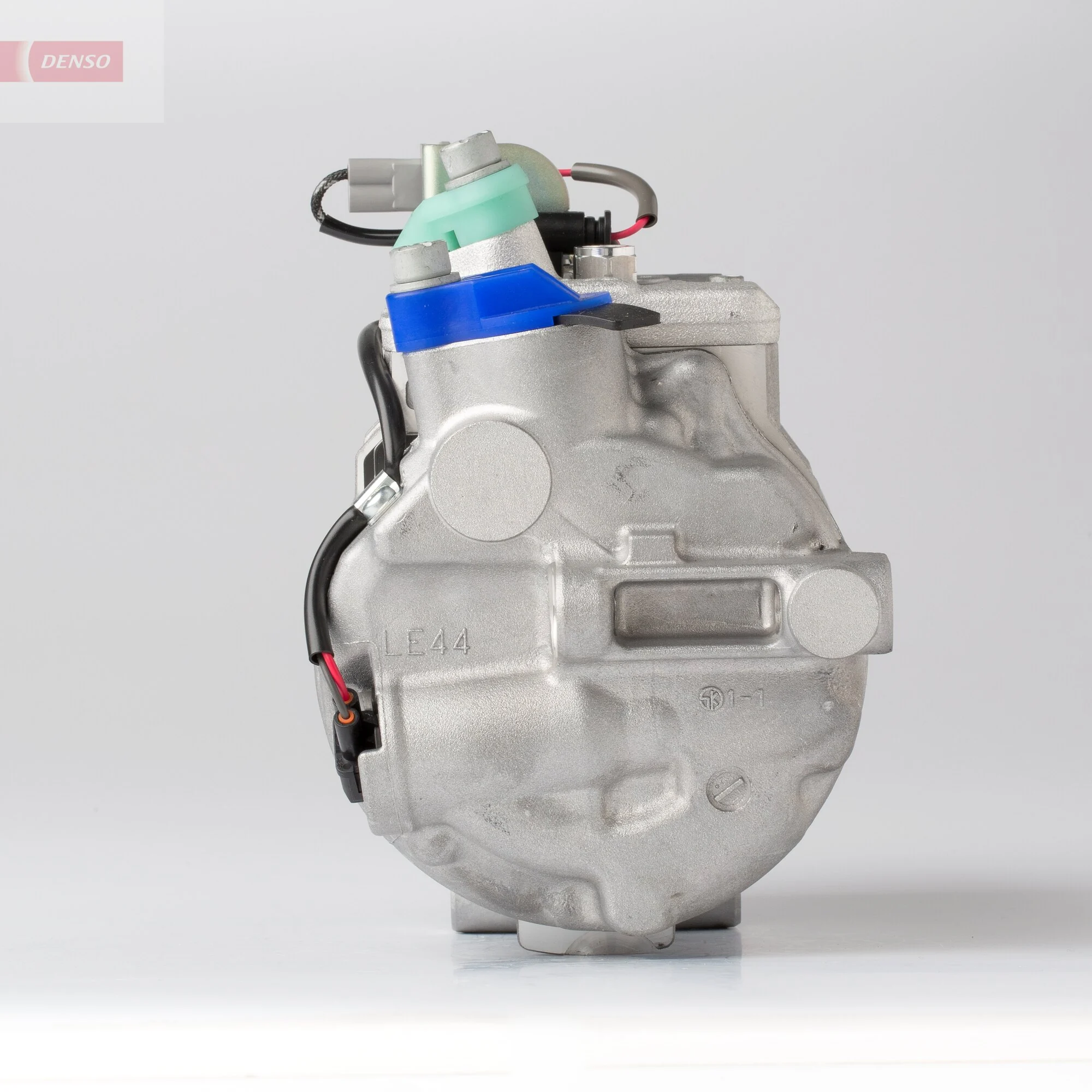 Compressor, air conditioning DCP17151