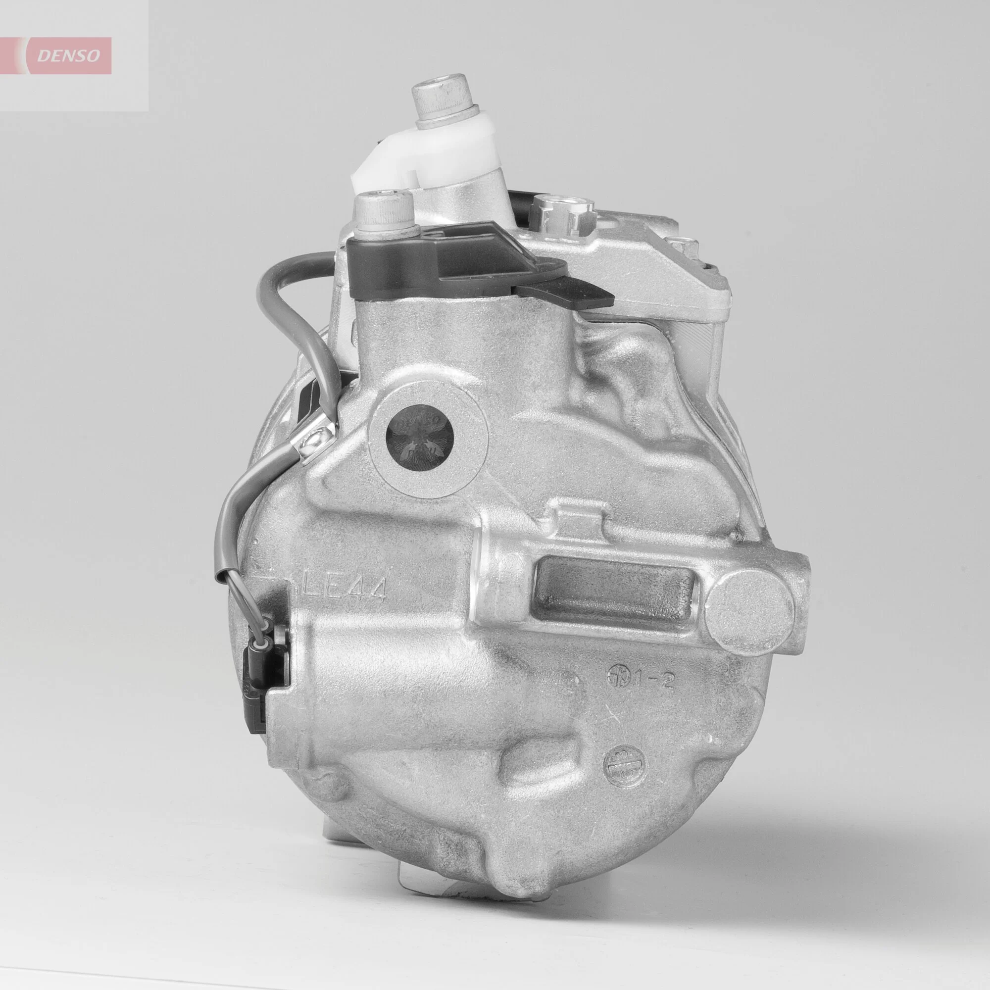 Compressor, air conditioning DCP17132