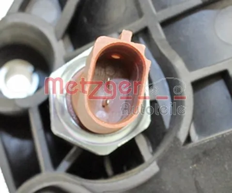 Housing, oil filter 2370016